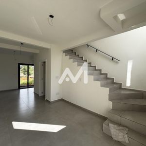 Sobrado com 76m² e 2 dormitórios no bairro Conventos em Lajeado para Comprar