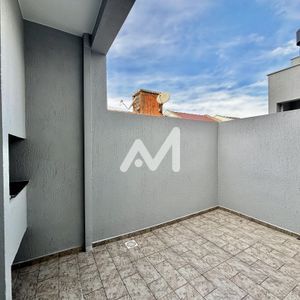 Sobrado com 80m² e 2 dormitórios no bairro Conventos em Lajeado para Comprar