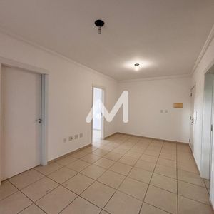Apartamento com 130m² e 3 dormitórios no bairro Florestal em Lajeado para Alugar