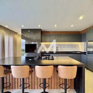 Casa de Condomínio com 273m² e 3 dormitórios no bairro Conventos em Lajeado para Comprar