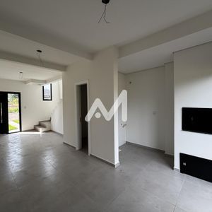 Sobrado com 74m² e 2 dormitórios no bairro Conventos em Lajeado para Comprar