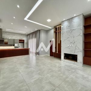 Casa com 180m² e 3 dormitórios no bairro Universitário em Lajeado para Comprar