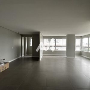 Apartamento com 130m² e 3 dormitórios no bairro Centro em Lajeado para Comprar