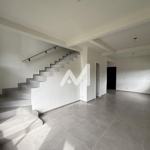 Sobrado com 94m² e 3 dormitórios no bairro Conventos em Lajeado para Comprar
