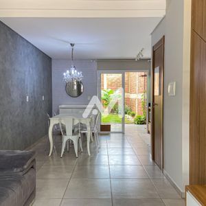 Sobrado com 66m² e 2 dormitórios no bairro Moinhos D'água em Lajeado para Alugar