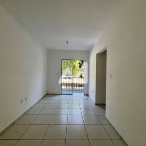 Apartamento com 60m² e 2 dormitórios no bairro Universitário em Lajeado para Alugar