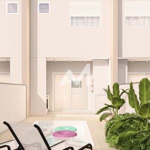 Sobrado com 102m² e 2 dormitórios no bairro Universitário em Lajeado para Comprar