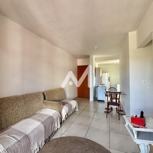 Apartamento com 55m² e 3 dormitórios no bairro Jardim do Cedro em Lajeado para Comprar