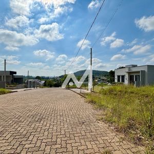Terreno no bairro Eleonora Haenssgen em Cruzeiro do Sul para Comprar