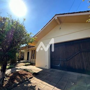 Casa com 351m² e 3 dormitórios no bairro Moinhos em Lajeado para Comprar