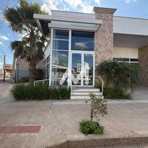Loja com 292m² no bairro Centro em Lajeado para Alugar