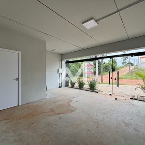 Pavilhão e 1 dormitório no bairro Floresta em Lajeado para Comprar ou Alugar