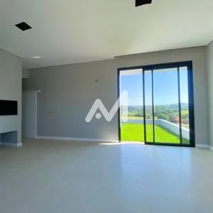 Casa com 121m² e 2 dormitórios no bairro Floresta em Lajeado para Comprar
