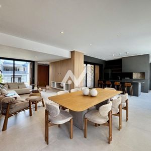 Casa com 267m² e 3 dormitórios no bairro Carneiros em Lajeado para Comprar