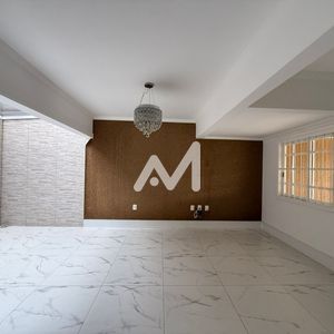 Sobrado com 110m² e 3 dormitórios no bairro Jardim Botânico em Lajeado para Comprar ou Alugar