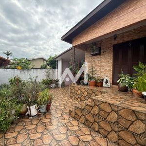 Casa com 100m² e 2 dormitórios no bairro Universitário em Lajeado para Comprar