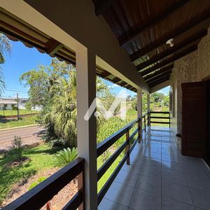 Casa com 217m² e 3 dormitórios no bairro São Bento em Lajeado para Alugar