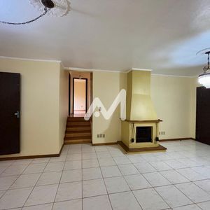 Casa e 3 dormitórios no bairro Moinhos em Lajeado para Alugar