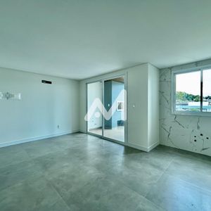 Sobrado com 183m² e 3 dormitórios no bairro Universitário em Lajeado para Comprar