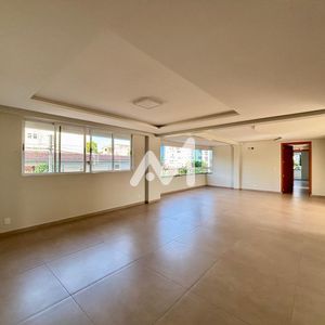 Apartamento com 185m² e 3 dormitórios no bairro São Cristóvão em Lajeado para Comprar