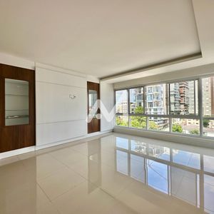 Apartamento com 176m² e 3 dormitórios no bairro Américano em Lajeado para Comprar