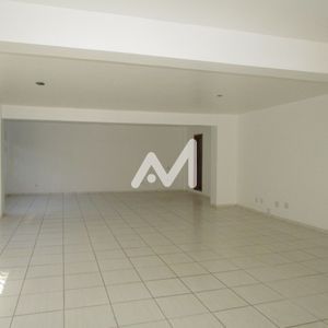Sala Comercial com 107m² no bairro Centro em Lajeado para Comprar ou Alugar