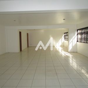Sala Comercial com 107m² no bairro Centro em Lajeado para Comprar ou Alugar