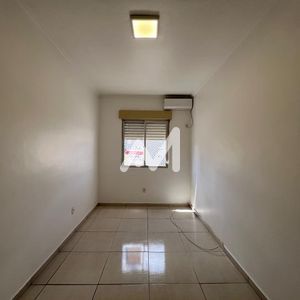 Apartamento com 80m² e 2 dormitórios no bairro Centro em Lajeado para Alugar