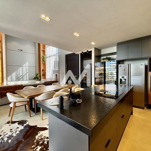 Casa com 300m² e 4 dormitórios no bairro Carneiros em Lajeado para Comprar