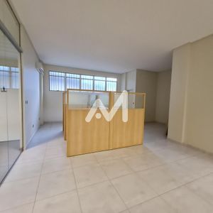 Sala Comercial com 50m² no bairro Centro em Lajeado para Alugar