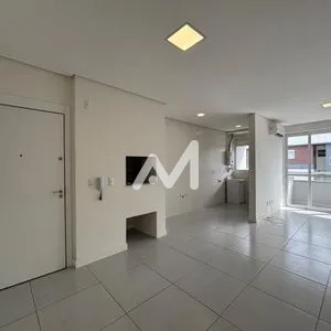 Apartamento com 70m² e 2 dormitórios no bairro Universitário em Lajeado para Alugar