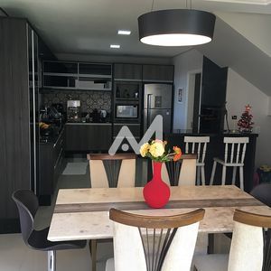 Sobrado com 148m² e 3 dormitórios no bairro Universitário em Lajeado para Comprar