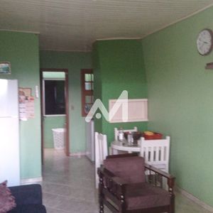 Casa e 2 dormitórios no bairro Universitário em Lajeado para Comprar