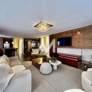 Cobertura com 360m² e 3 dormitórios no bairro Centro em Lajeado para Comprar