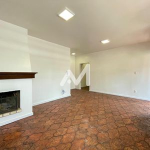 Apartamento com 74m² e 1 dormitório no bairro Centro em Lajeado para Comprar