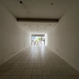 Loja com 80m² no bairro Centro em Lajeado para Alugar