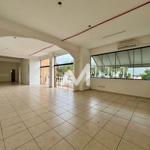 Sala Comercial com 176m² no bairro Centro em Lajeado para Alugar