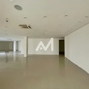 Sala Comercial com 305m² no bairro Centro em Lajeado para Alugar