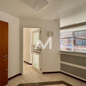 Sala Comercial com 75m² no bairro Centro em Lajeado para Alugar