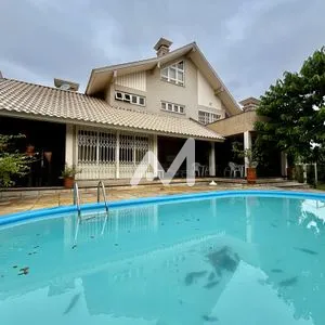 Casa com 313m² e 3 dormitórios no bairro Hidráulica em Lajeado para Comprar