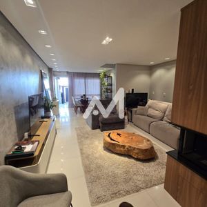 Sobrado com 113m² e 3 dormitórios no bairro Universitário em Lajeado para Comprar