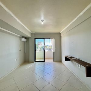 Apartamento com 80m² e 2 dormitórios no bairro Universitário em Lajeado para Comprar ou Alugar