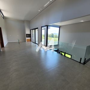 Casa com 257m² e 3 dormitórios no bairro Carneiros em Lajeado para Comprar