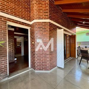 Casa com 289m² e 4 dormitórios no bairro Alto do Parque em Lajeado para Comprar ou Alugar