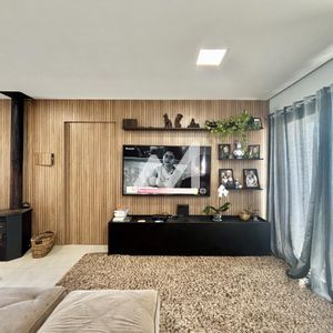 Casa com 178m² e 3 dormitórios no bairro Universitário em Lajeado para Comprar