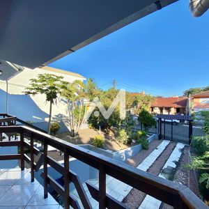 Casa com 176m² e 3 dormitórios no bairro Universitário em Lajeado para Comprar