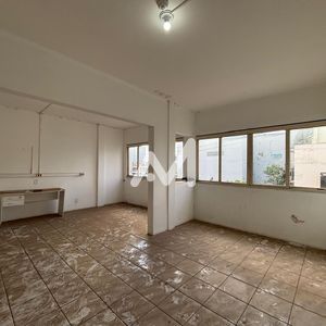 Sala Comercial com 100m² no bairro Centro em Lajeado para Alugar