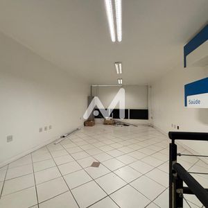 Loja com 130m² no bairro Centro em Lajeado para Alugar
