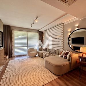 Casa com 297m² e 3 dormitórios no bairro Universitário em Lajeado para Comprar
