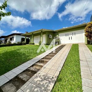 Casa com 161m² e 3 dormitórios no bairro Alto do Parque em Lajeado para Comprar